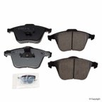 Akebono EUR915A Disc Brake Pad Set - Front - view 2