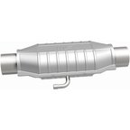 MagnaFlow 334016 Catalytic Converter - Rear - view 3