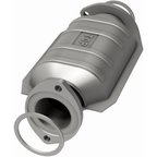 MagnaFlow 447217 Catalytic Converter - Rear - view 4