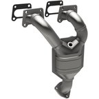 MagnaFlow 452023 Catalytic Converter with Integrated Exhaust Manifold - Front - view 3
