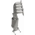 MagnaFlow 5531062 Catalytic Converter with Integrated Exhaust Manifold - view 3