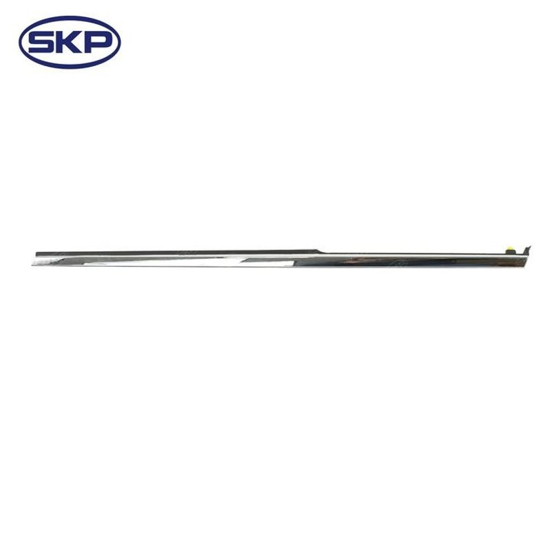SKP SK601537 Fender Molding - Left
