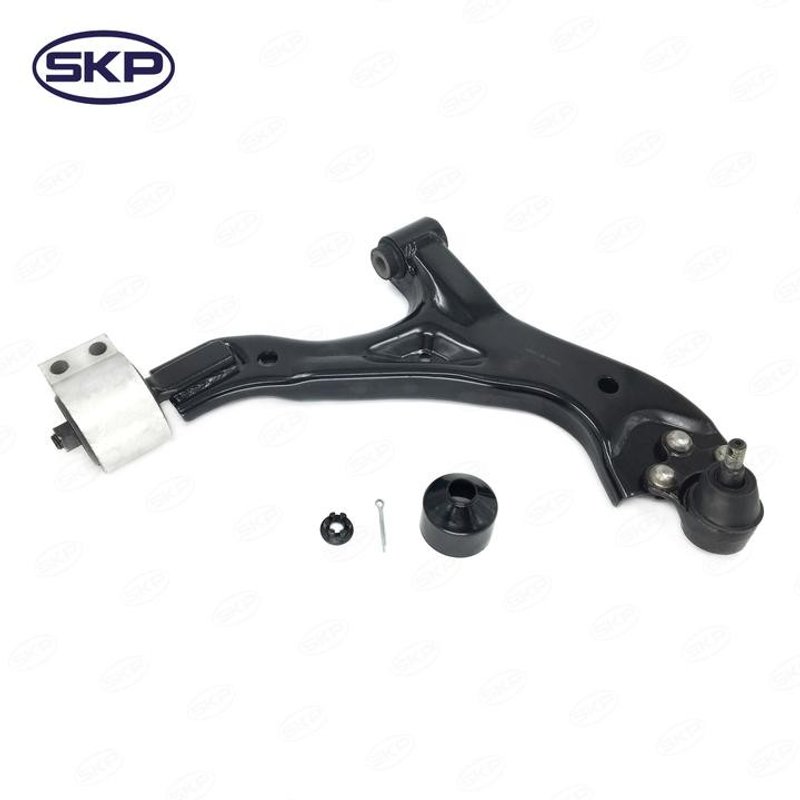 SKP SRK621136 Suspension Control Arm and Ball Joint Assembly - Front Right Lower
