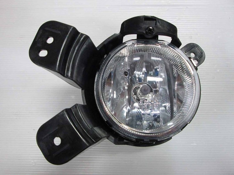 Depo 235-2017R-AQN Fog Light Assembly - Right