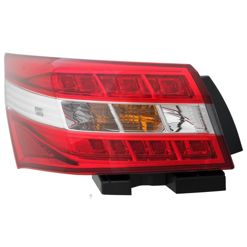 Eagle Eye TY1220-B000L Tail Light Assembly - Left