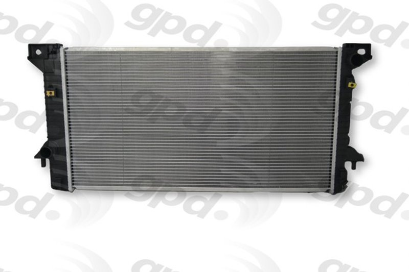 Global Parts 13229C Radiator