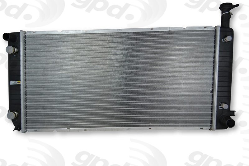 Global Parts 13476C Radiator