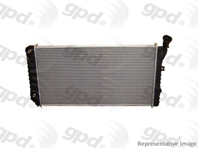 Global Parts 13679C Radiator