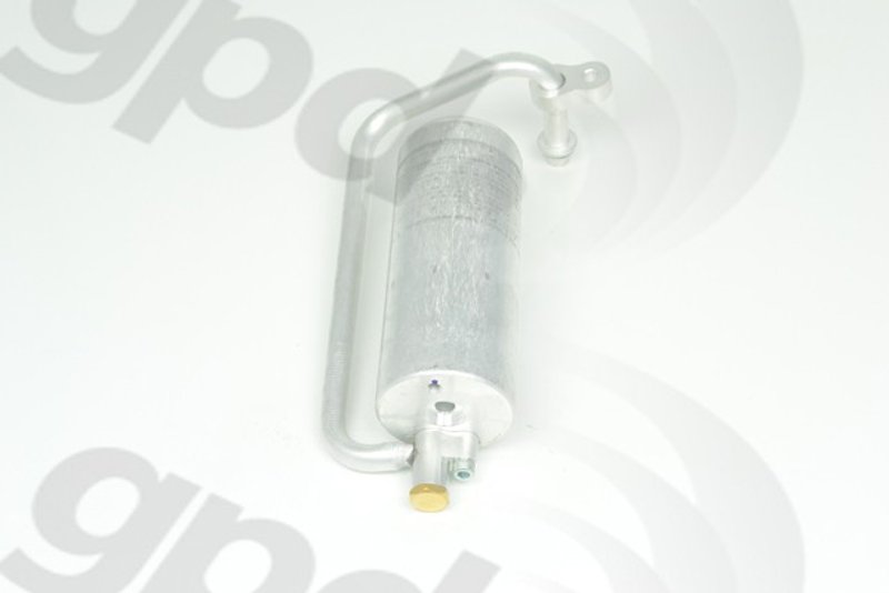 Global Parts 1411914 A/C Accumulator