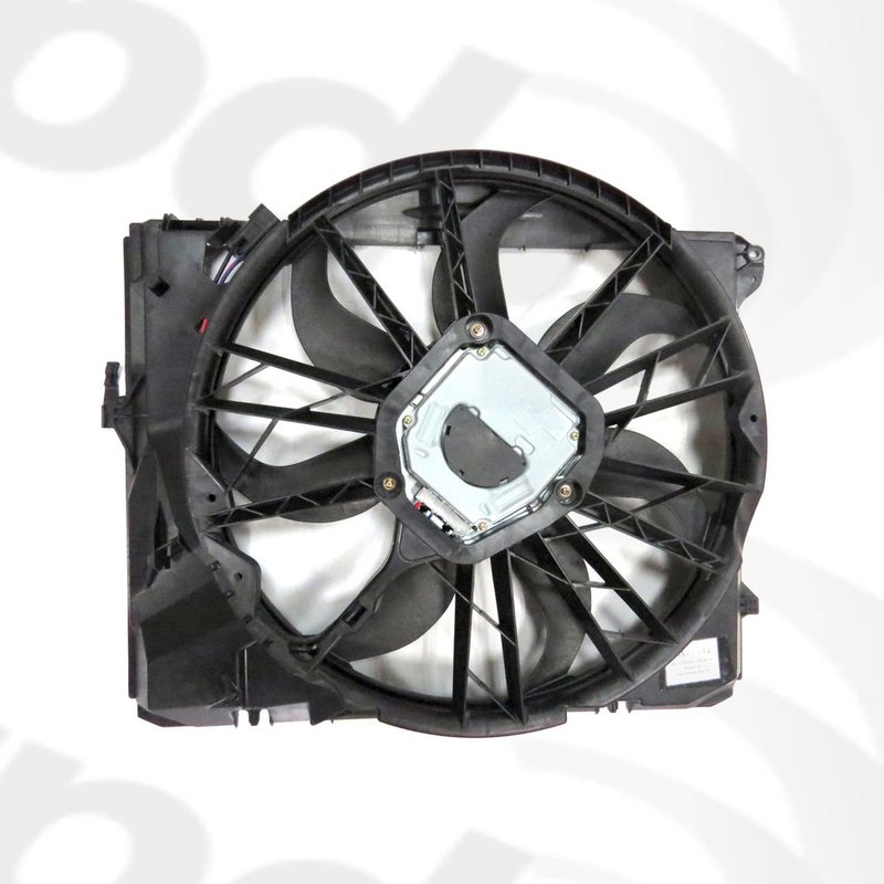 Global Parts 2811867 Engine Cooling Fan Assembly