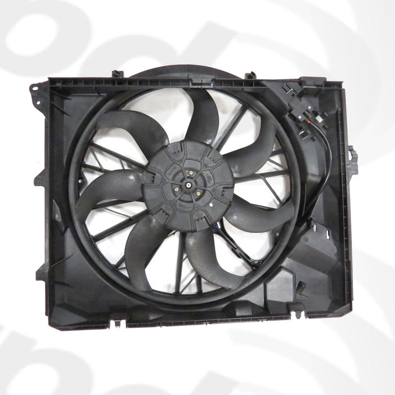 Global Parts 2811868 Engine Cooling Fan Assembly