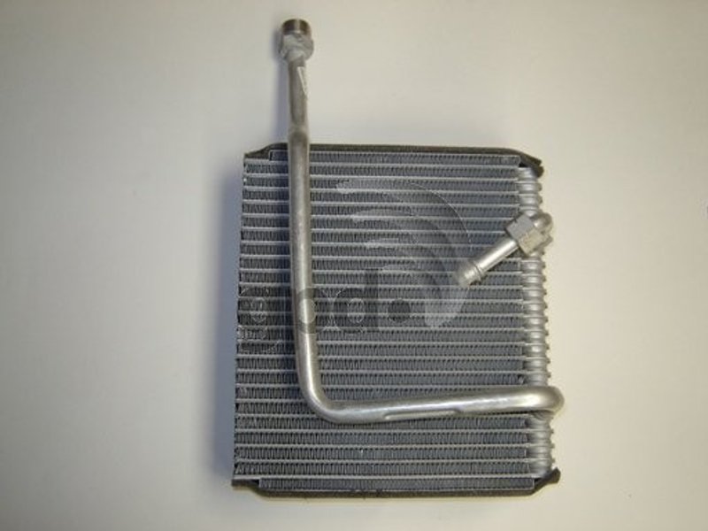 Global Parts 4711320 A/C Evaporator Core