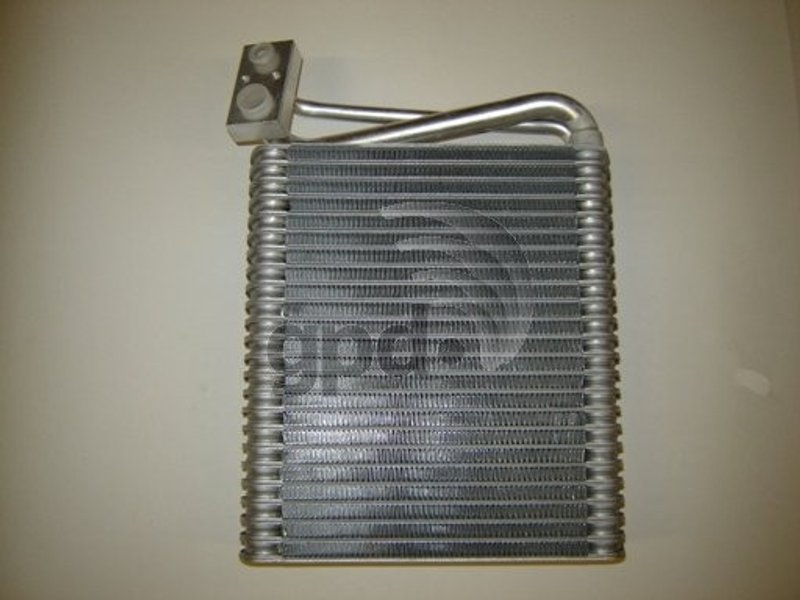Global Parts 4711394 A/C Evaporator Core - Front