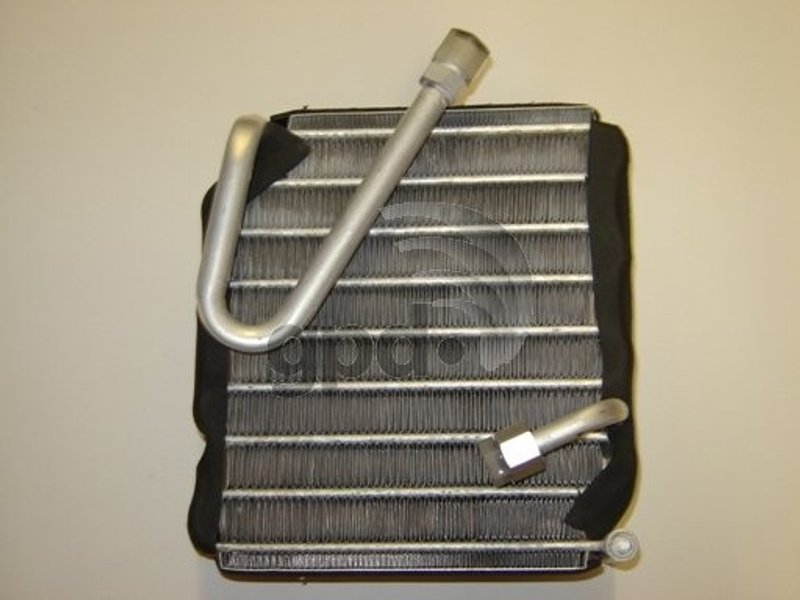 Global Parts 4711458 A/C Evaporator Core