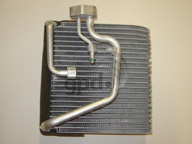 Global Parts 4711460 A/C Evaporator Core
