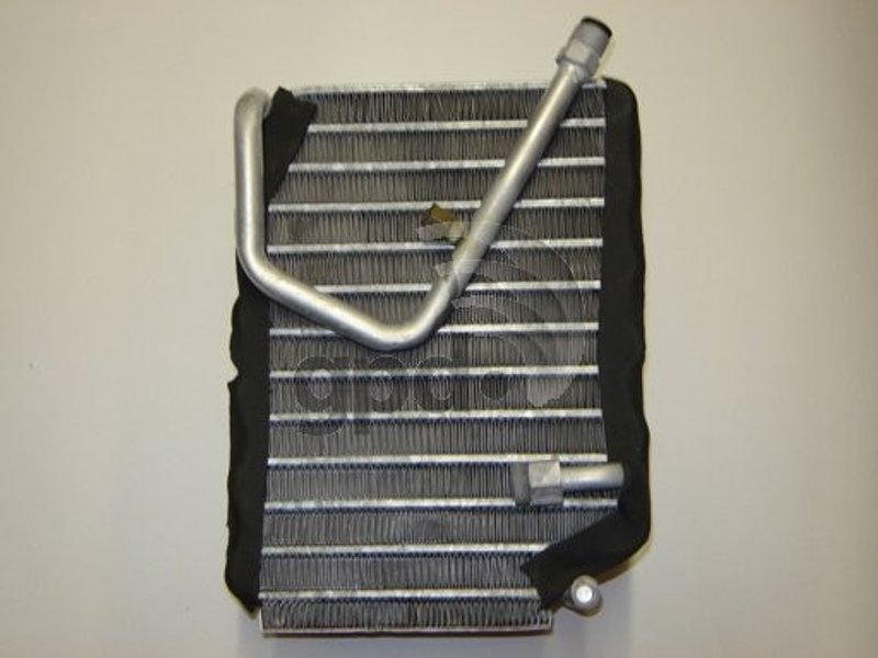 Global Parts 4711484 A/C Evaporator Core