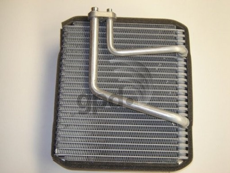 Global Parts 4711520 A/C Evaporator Core