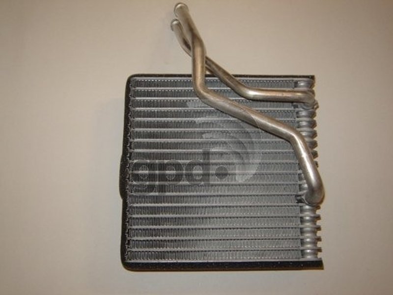 Global Parts 4711555 A/C Evaporator Core