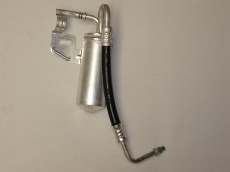 Global Parts 4811591 A/C Accumulator with Hose Assembly