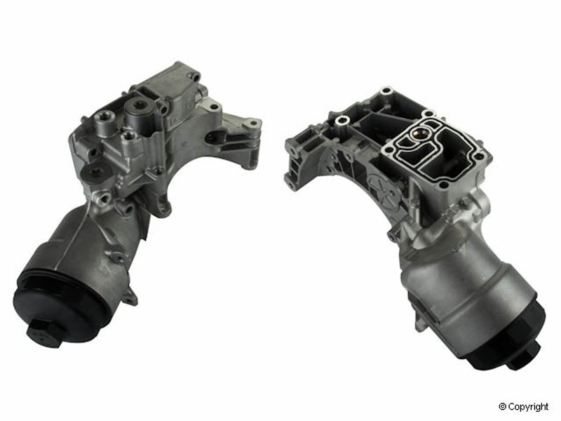 Genuine 11421713838 Engine Oil Filter Housing