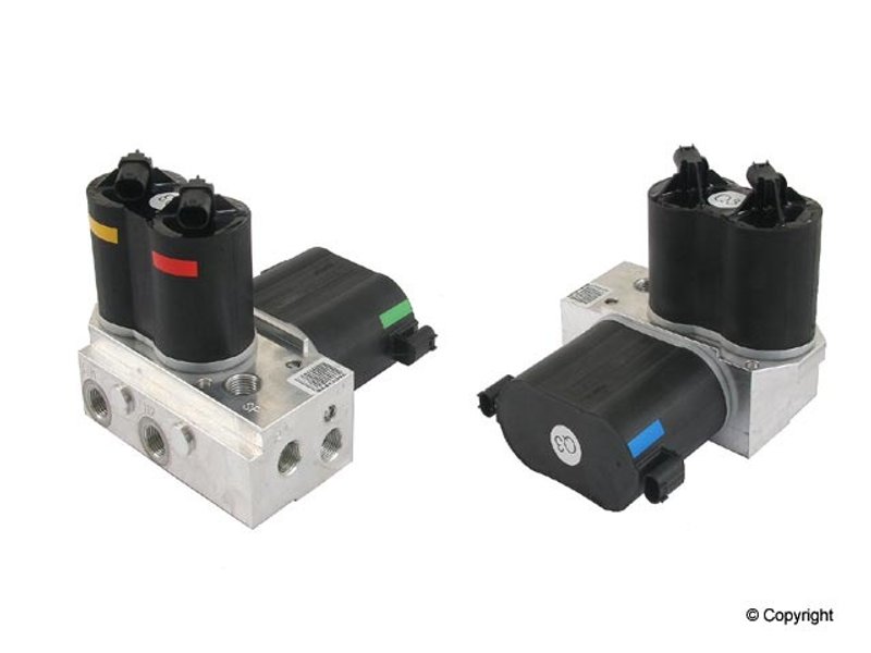 Genuine 2203201258 Suspension Self-Leveling Valve