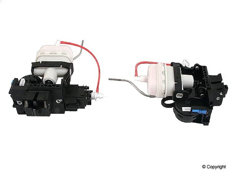 Genuine 2207500185 Trunk Lock