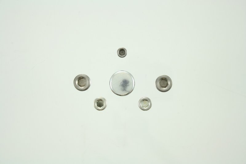 Pioneer Cables PE-242-R Engine Expansion Plug Kit