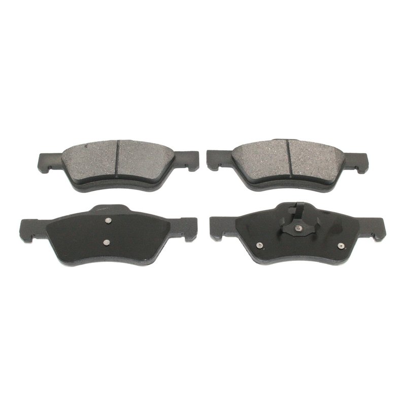 DuraGo BP1047BC Disc Brake Pad Set - Front