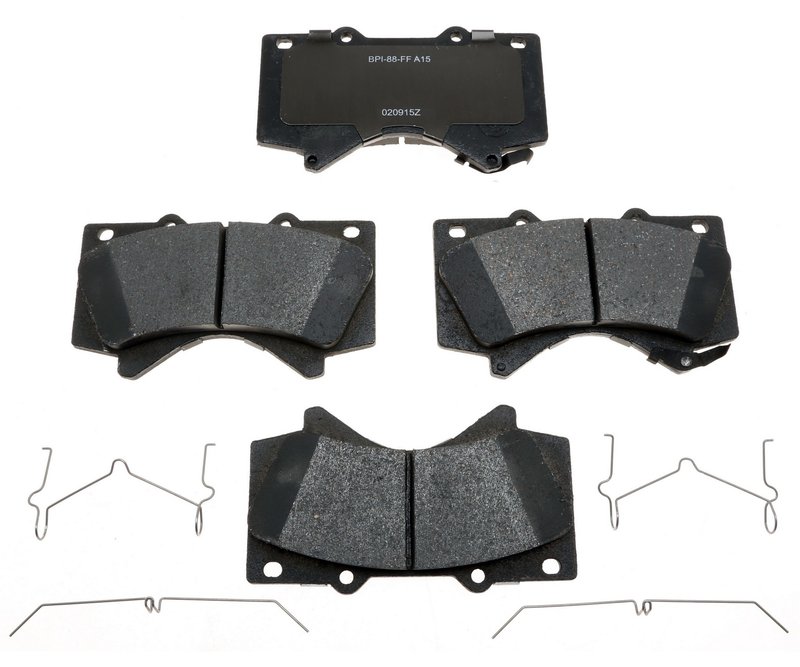 Raybestos MGD1303CH Disc Brake Pad Set - Front