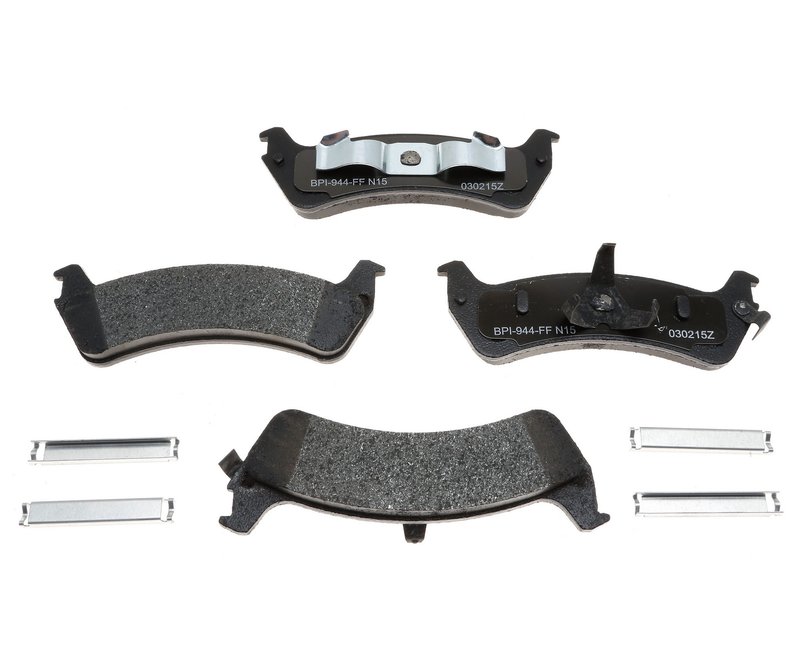 Raybestos MGD667MH Disc Brake Pad Set - Rear