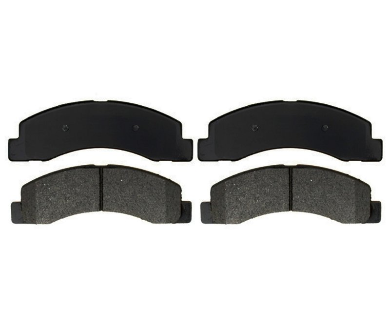 Raybestos PGD824M Disc Brake Pad Set - Front