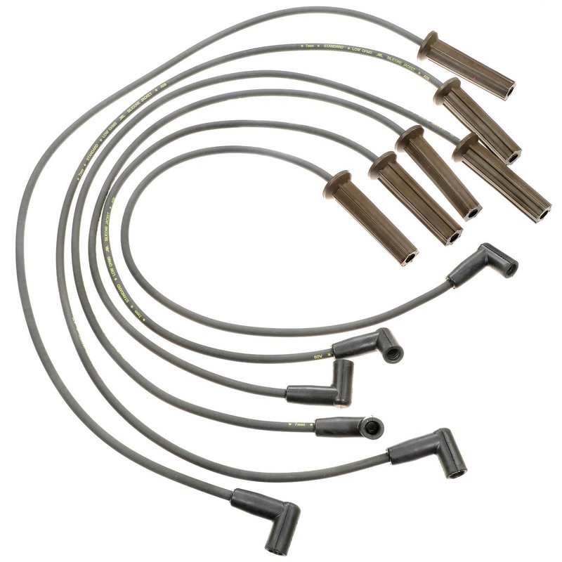 Standard Ignition 7695 Spark Plug Wire Set