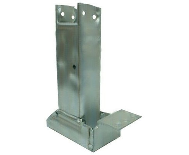TechPro BM1067108 Bumper Bracket - Front Right