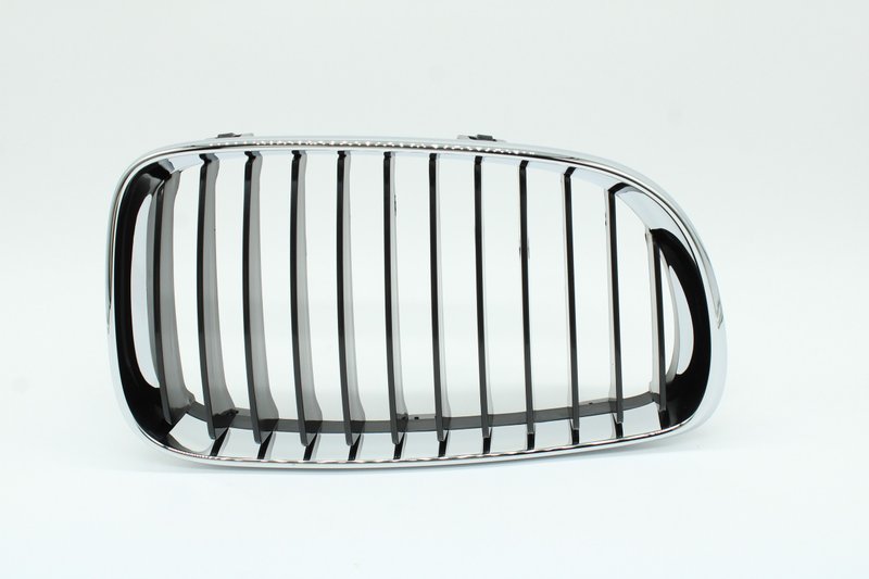 TechPro BM1200237 Grille - Right