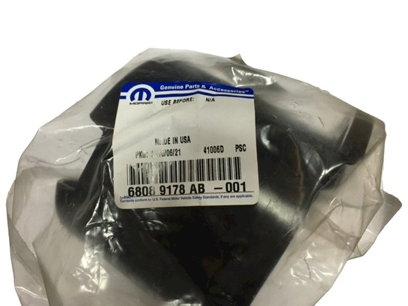 TechPro CH2603101 Fog Light Bracket - Right