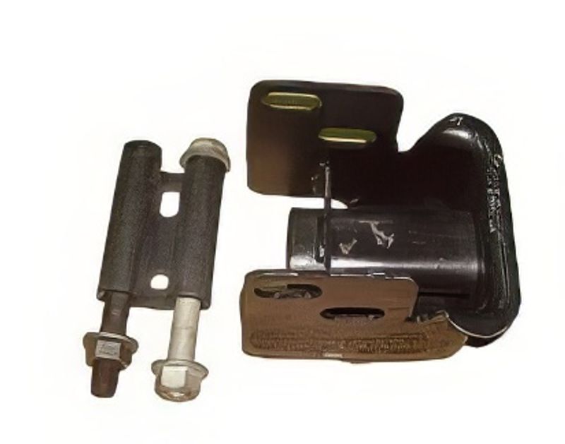 TechPro GM1065109C Bumper Bracket - Front