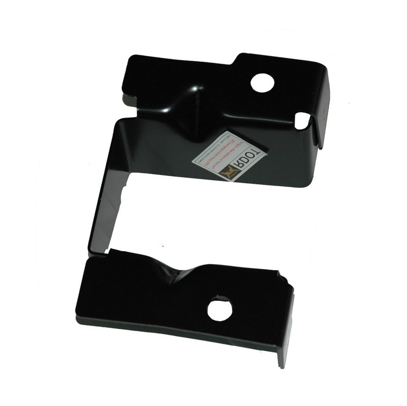 TechPro GM1067146 Bumper Bracket - Front Right