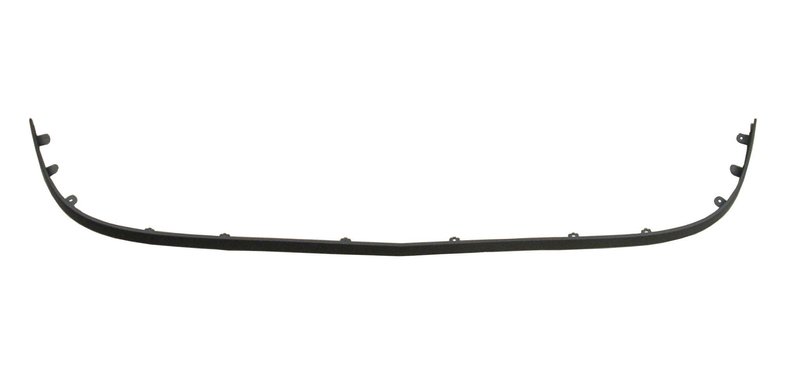 TechPro GM1092228 Bumper Deflector - Front