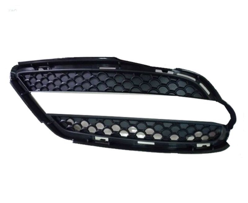 TechPro MB1038123 Bumper Insert - Front Left