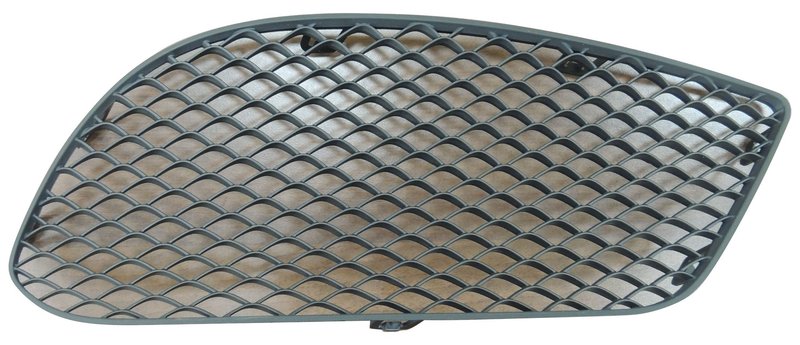 TechPro MB1039171 Bumper Insert - Front Right