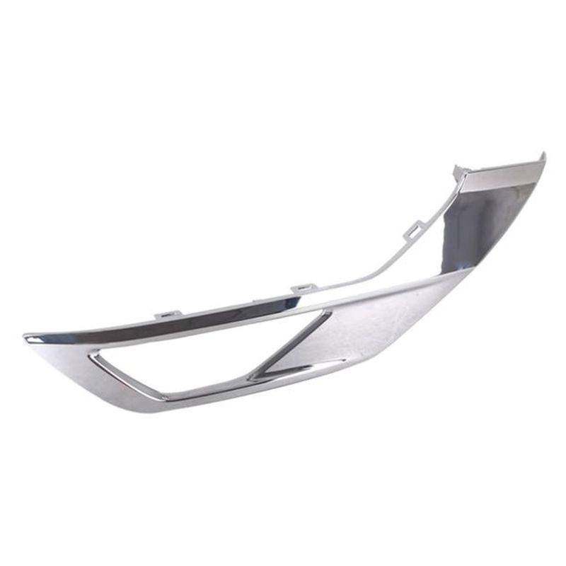 TechPro MI1039133C Bumper Insert - Front Right