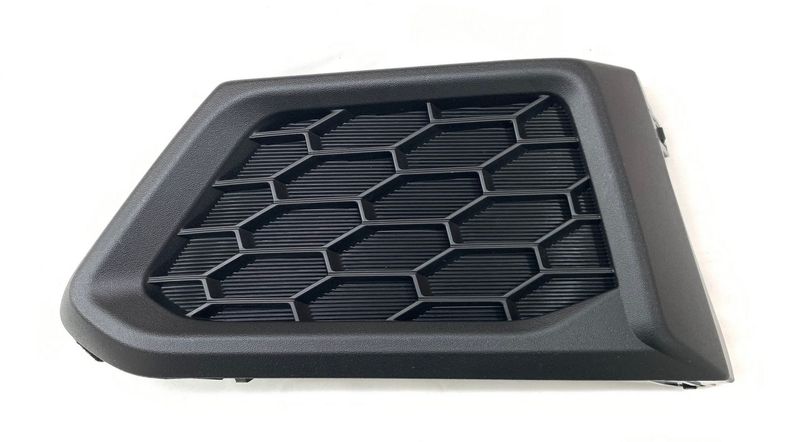 TechPro NI1039163C Bumper Insert - Front Right