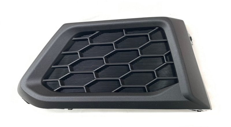 TechPro NI1039163 Bumper Insert - Front Right