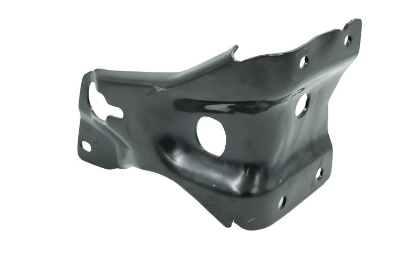 TechPro NI1066109 Bumper Bracket - Front Left