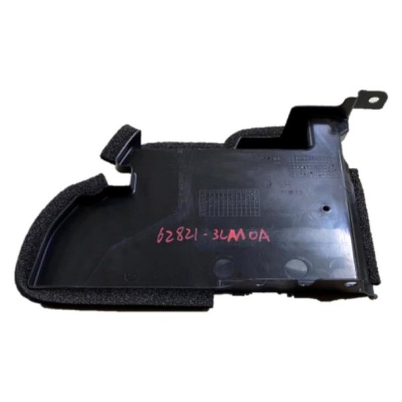 TechPro NI1218124 Grille Air Deflector - Left