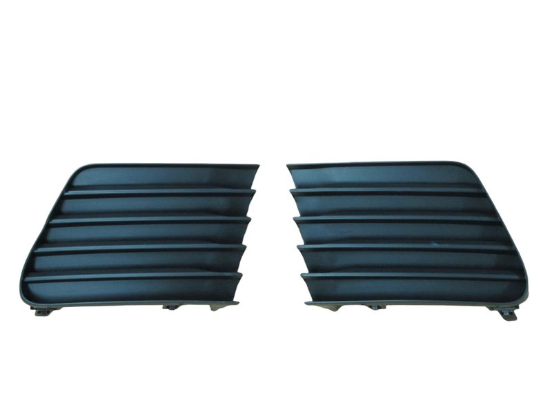 TechPro TO1039162 Bumper Insert - Front Right