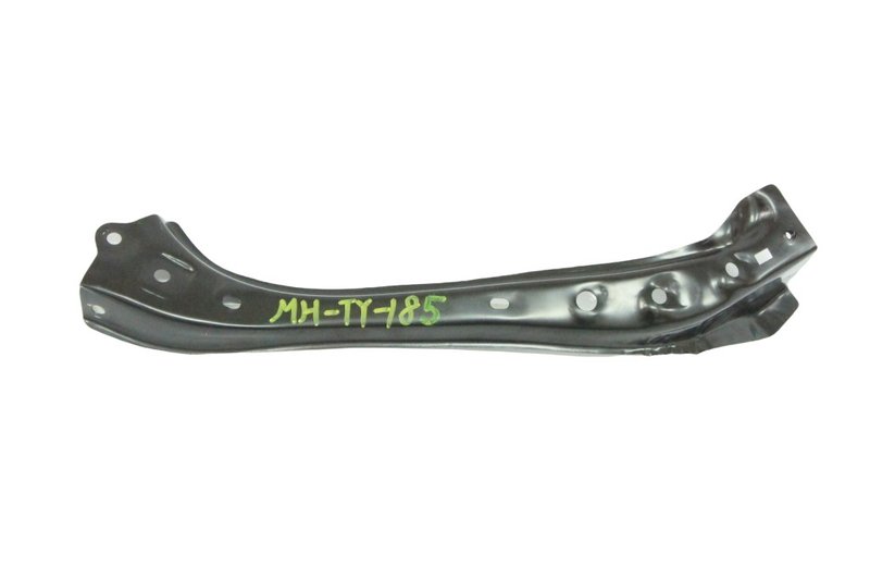 TechPro TO1225440 Radiator Support - Left