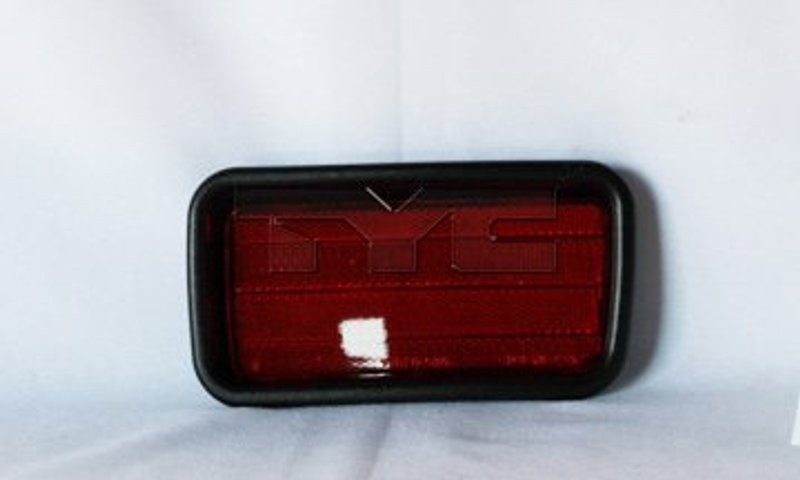 TYC 17-5205-00 Reflector Assembly - Rear Right
