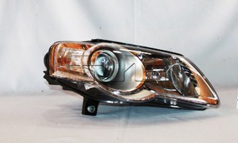 TYC 20-6739-00 Headlight Assembly - Right