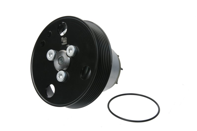 URO 95810603303 Engine Water Pump